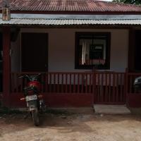 Mangas Residents shared room, hotel em El Nido Airport