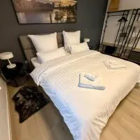 Zeit zu Zweit- 90 qm Wohnung mit Sauna & Garten، فندق في Weyhe