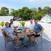 Clove Beach, hotel in Addu Atol