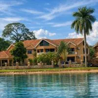 Sienna Beach and Safari Hotel, hotel u gradu Entebe