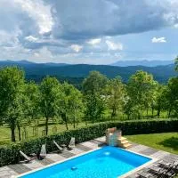 Apartments & Rooms Domacija Krnc, ξενοδοχείο σε Hrib pri Hinjah