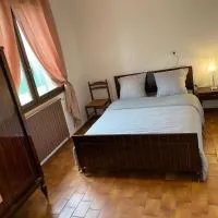 Chambre HABILIS 31 โรงแรมในAuterive