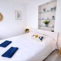 Spacieux de 150 m idéal familles et groupes: Elbeuf şehrinde bir otel
