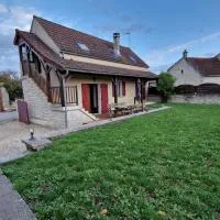Ma maison campagne Bourgogne, hotel Moulins-en-Tonnerrois városában