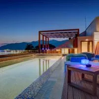 Boutique Hotel La Roche, מלון בטיווט