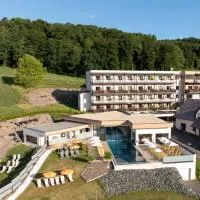 Genuss- und Wellnesshotel Puchas Kukmirn, hotel en Kukmirn