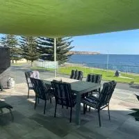 crystal blue apartment, готель у місті Port Vincent