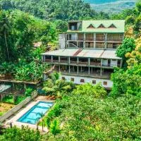 Kitulgala Ebony Riverside Resort, מלון בקיטולגאלה