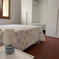 max piedigrotta, hotel Pizzóban
