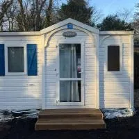 Les cabanes de Condé، فندق في Condé-sur-Vesgre
