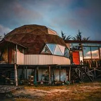 Cabañas domo el manzano de nahuelbuta, hotel en Angol
