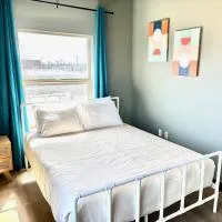 Brewster Hall, hotel i Cheney