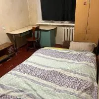 Квартира біля метро 23 Серпня, hotel a Khàrkiv