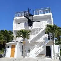 Stäy Hotel, hotel u gradu Nago