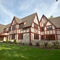 The Inn at Shattuck - St. Mary's, hotel di Faribault