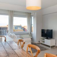 Brightful 2BR apartment with amazing views, hotel malapit sa Ostend-Bruges International Airport, Ostend