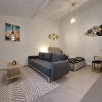 Suite Tendance Chic Orly - Aéroport - Métro 14, viešbutis mieste Orli