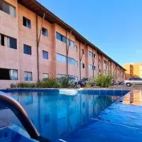 Apê Paraíso do Frances - 2 quartos com AR - Piscina - Garagem interna, готель у місті Марешал-Деодору