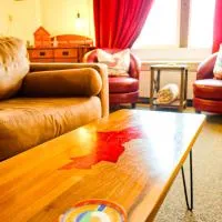 Downtown Red Room at Villages on Aurora, hotel v destinaci Ironwood