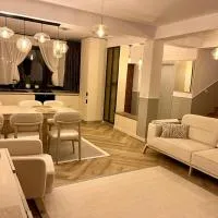 Del House, hotel a Zărneşti