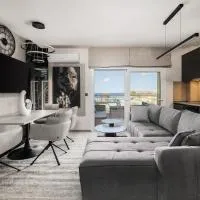 Blazer suite on the sea, отель в городе Неи-Эпиватай