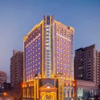 丝路天山酒店伊宁店 Yining Silu TianShan Hotel, hotel di Yining