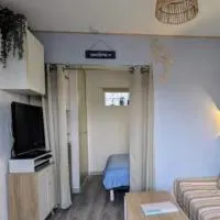 Studio avec coin nuit Terrasse parking, hotel u gradu 'Marseillan'