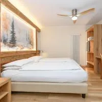 Hotel Denny, hotel din Pinzolo