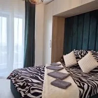 West Residence 6: Ploieşti şehrinde bir otel