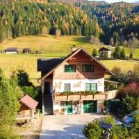 Apartment BergWiese 225, hotell sihtkohas Donnersbachwald