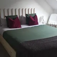 Lake Maggiore Italy Apartment by RentuGoo Travel, hotel a Canonica