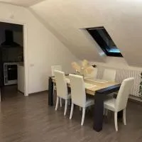 Lake Maggiore Italy Apartment by RentuGoo Travel, hotel Canonicában