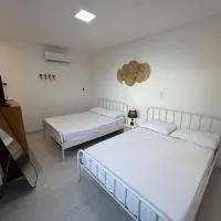Casa Veiga - Kitnet à beira-mar em Anchieta - ES, hotell i Anchieta