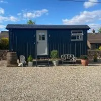 Ewes Rest Shepherds Hut, hotel u gradu Kirkby Stephen