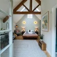 Luxury Design Boutique Annexe - Walk to Award Winning Pub: Sibton şehrinde bir otel