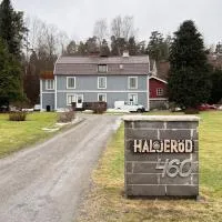 Häljeröd two, hotel sa Romelanda