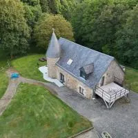 Gîte Les Douets, hotell i Isigny-le-Buat