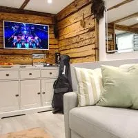 Old beach apartment in Porvoo, hotel u gradu 'Porvoo'