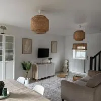Appartement Maisonnette pour 4 personnes, hotell i La Ferté-Vidame