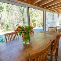 große und luxuriöse Ferienwohnung 135 m2 für max 9 Gäste, Hotel in Wachtberg
