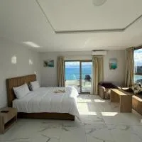 Golden Bay Hotel, מלון באל חוסיימה