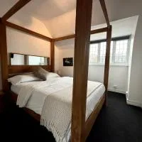 One-Bedroom flat in Cheam Village, hotel en Cheam