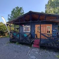 Refugio PARQUE NACIONAL ALERCE ANDINO, хотел в Пуерто Монт
