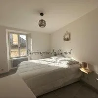 Murat - La petite maison Murataise, ξενοδοχείο στο Murat