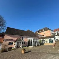 Hotel St. Paulushof, hotel v mestu Niedermohr