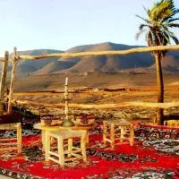 Tarmguist، فندق في Tighmert