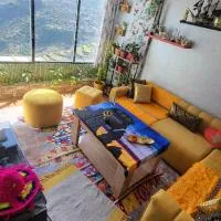 Ketama house vip, hotel en Igousdarene