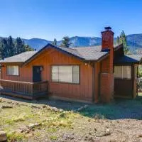 Mountain-View Haven w/ Deck in Pine Mountain Club, hotel a Frazier Park