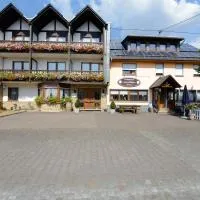 Landgasthaus Pension Schmidthöfer, hotel u gradu 'Berschweiler'