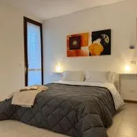Smart Business &Travel Flat - Free Private Parking, hotel a Castel San Pietro Terme